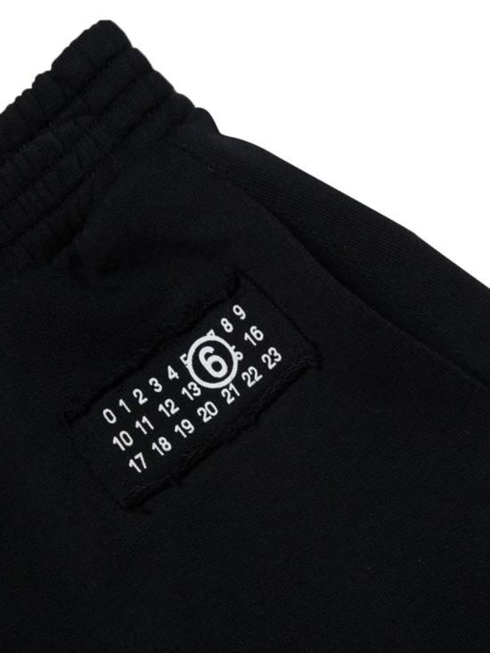  [키즈] MM6 메종마르지엘라 쇼츠/버뮤다 키즈 Mm6 메종 마르지엘라 Mm6p124u 탑 블랙 - MM6 MAISON MARGIELA