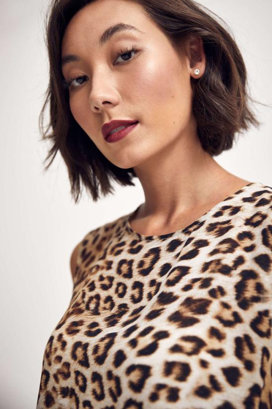  Lindsay Nicholas New York 블라우스 린지 니콜라스 뉴욕 실크 페플럼 탑 레오파드 - OTHER BRANDS