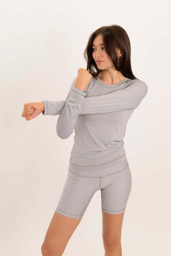  온오프 에센셜즈 긴팔 티셔츠 온/오프 에센셜 데일리 롱슬리브 탑 - ON/OFF ESSENTIALS