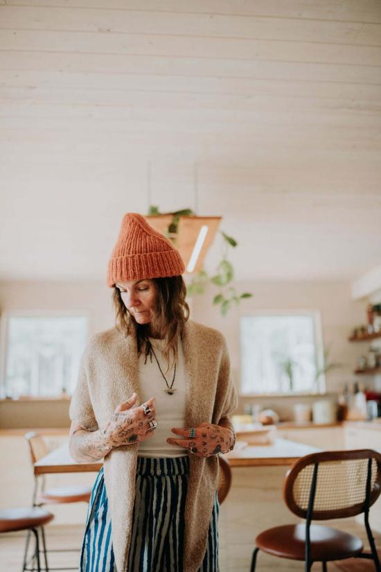  해피 프렌치 갱 머플러/스카프 염색하지 않은 알파카 수제 직조 로레트 숄 카멜 - HAPPY FRENCH GANG