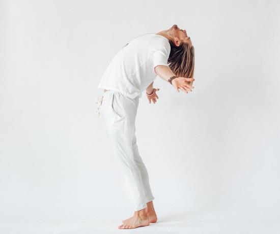  Crow Collective 트레이닝/조거 팬츠 크로우 콜렉티브 저니 팬츠 화이트 샌즈