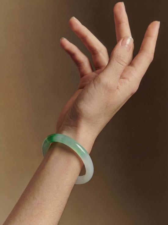  세레 커프스 링크/타이 홀더 세리 코이 얼룩무늬 원형 옥석 팔찌 연녹색 - SEREE