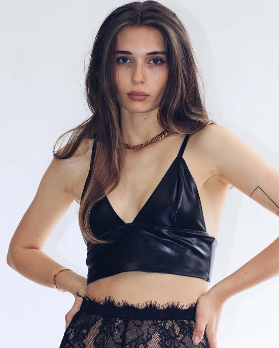  베버리힐즈 란제리 민소매 티셔츠 베벌리 힐스 란제리 드라마 탑 - BEVERLY HILLS LINGERIE