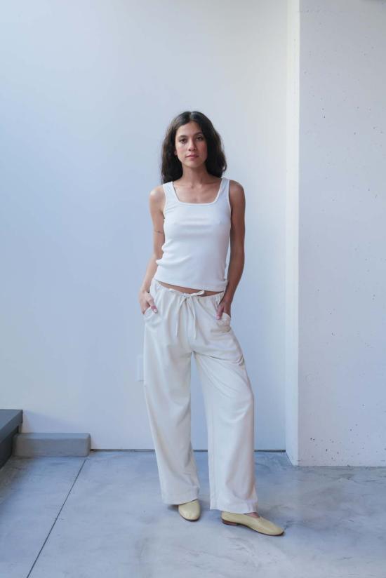  앳 던 민소매 티셔츠 새벽에. 면 골지 스퀘어넥 탱크탑 - AT DAWN.