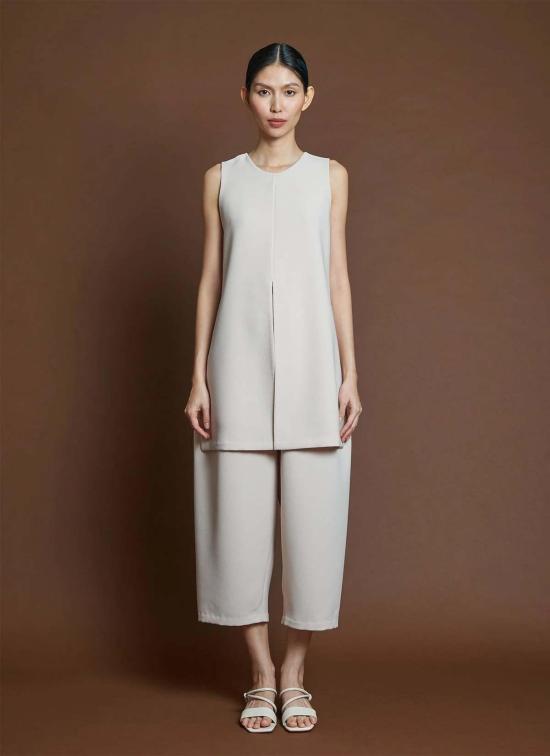  카렘 블라우스 포 리프 패널 슬리브리스 탑 - KAAREM