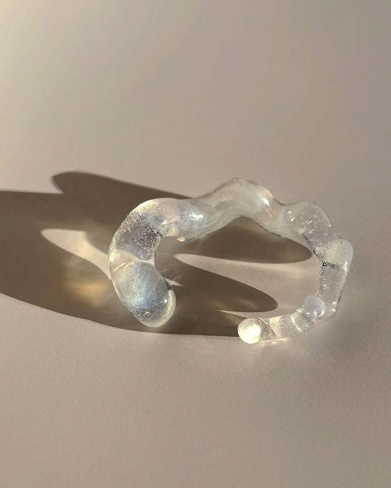  줄리 테브노 팔찌 줄리 테베노 에테르나 글래스 오팔 아이스 커프 - JULIE THEVENOT