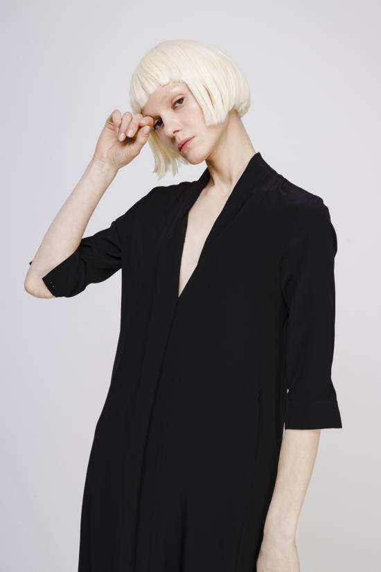  오퓨전 숏 원피스 V넥 실크 드레스 (벨트 포함) 블랙 - OPUSION