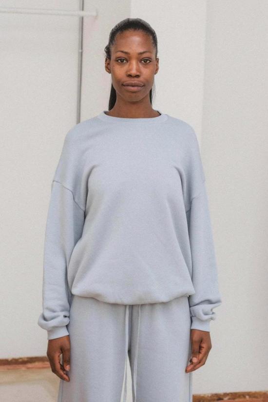  베이스레인지 스웨터 림 스웨트셔츠 화이트스톤 블루