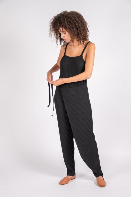  리타 점프수트 로우 리나 니트  블랙