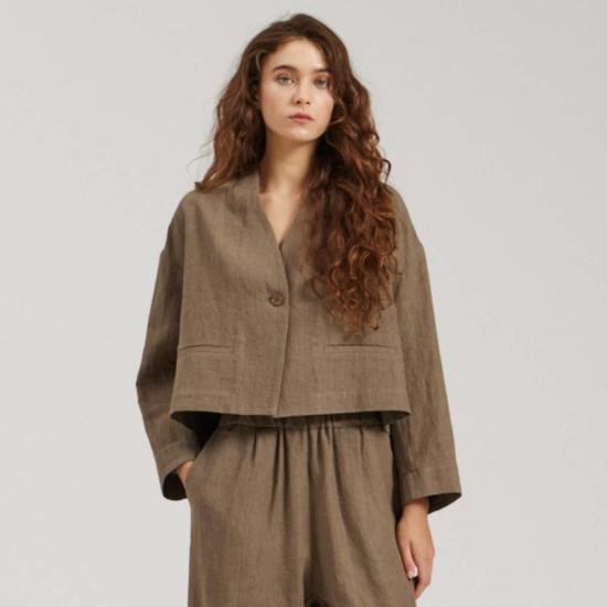  수트 자켓 There Elsewhere 칼라리스 크롭 블레이저 라이트 엄버