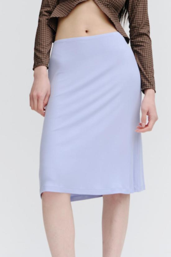  퍼머넌트 베케이션 미디 스커트 영구 휴가 침착함  빙하