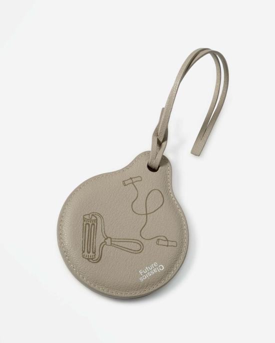  Future Classics 키링 퓨처 클래식 고트 미러 참 데저트 세이지