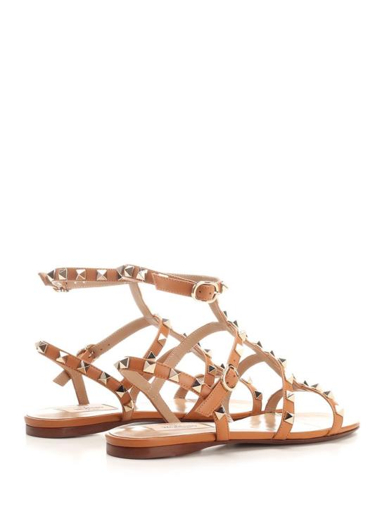 발렌티노 가라바니 샌들 락스터드 글래디에이터  아몬드 베이지 - VALENTINO GARAVANI