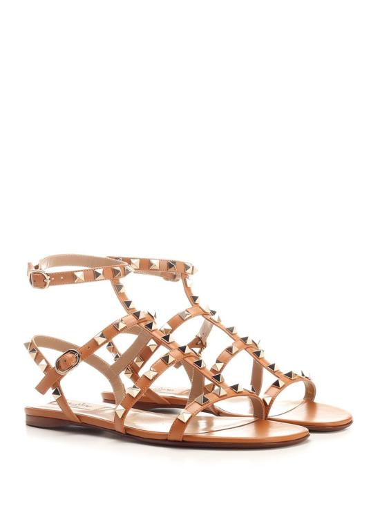  발렌티노 가라바니 샌들 락스터드 글래디에이터  아몬드 베이지 - VALENTINO GARAVANI