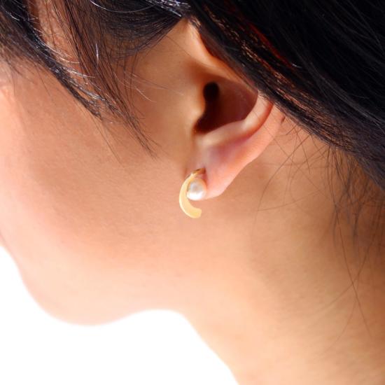  메탈렙시스 프로젝트 이어링 레나타 스터드 귀걸이 - METALEPSIS PROJECTS