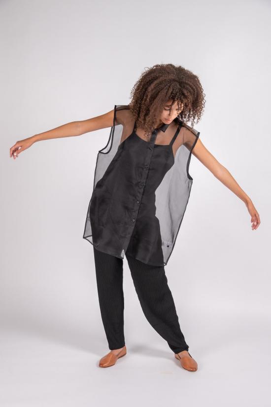  리타 블라우스 로우 드루실리아 실크 오르간자  블랙 - RITA