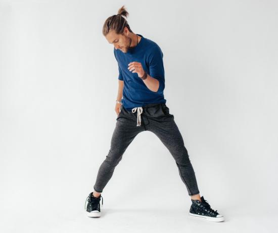  Crow Collective 트레이닝/조거 팬츠 크로우 콜렉티브 저니 팬츠 차콜