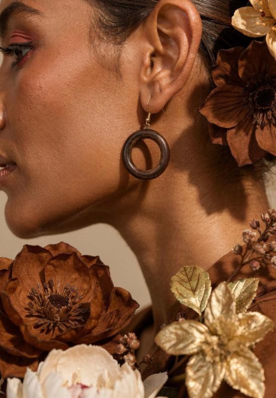  이키비 이어링 후프 루프 나무 귀걸이 (갈색)