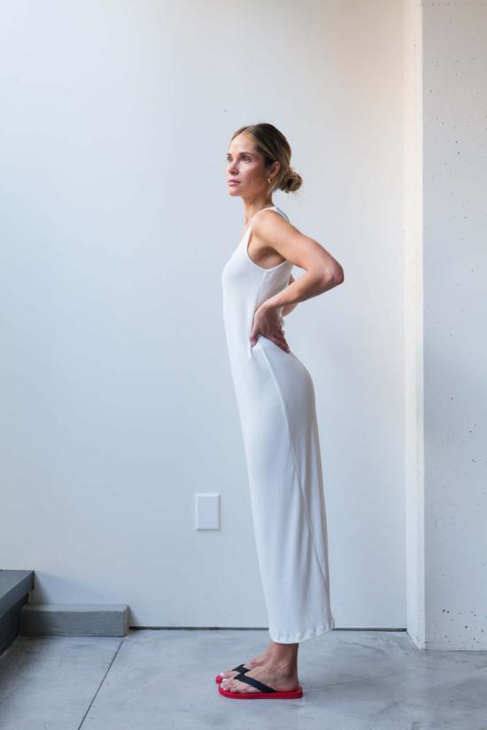  앳 던 롱 원피스 새벽에. 스퀘어넥 롱드레스 - AT DAWN.