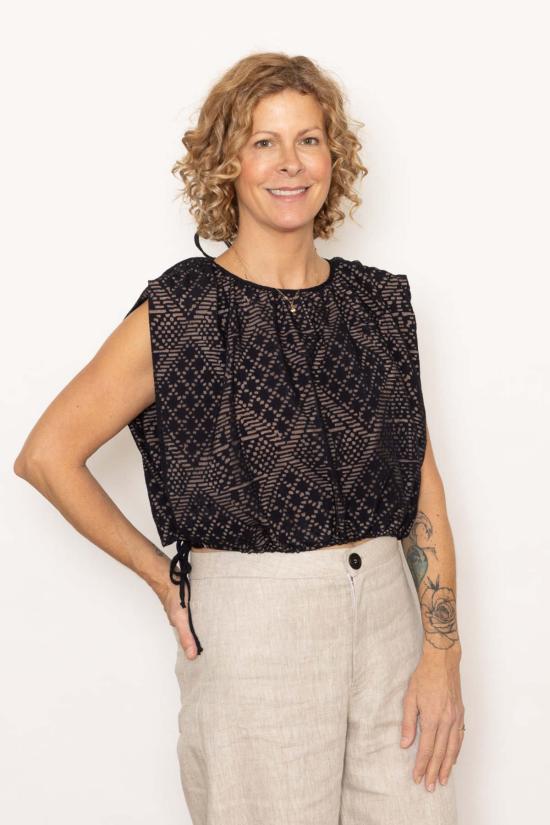  에스비제이 오스틴 민소매 티셔츠 Sbj 오스틴 로즈 탑