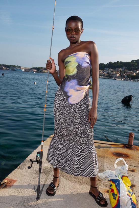  언타이틀드 인 모션 민소매 티셔츠 제목 없음 모션 포마 탑 이리다에아 - UNTITLED IN MOTION