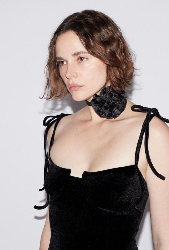  샘디 롱 원피스 오픈백 벨벳드레스 - SAEMDI