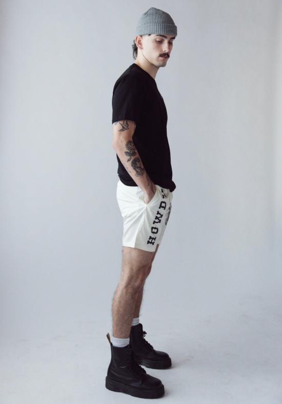  피닉스 제너럴 숏팬츠 데저트 쇼츠 하우디 화이트 - PHOENIX GENERAL