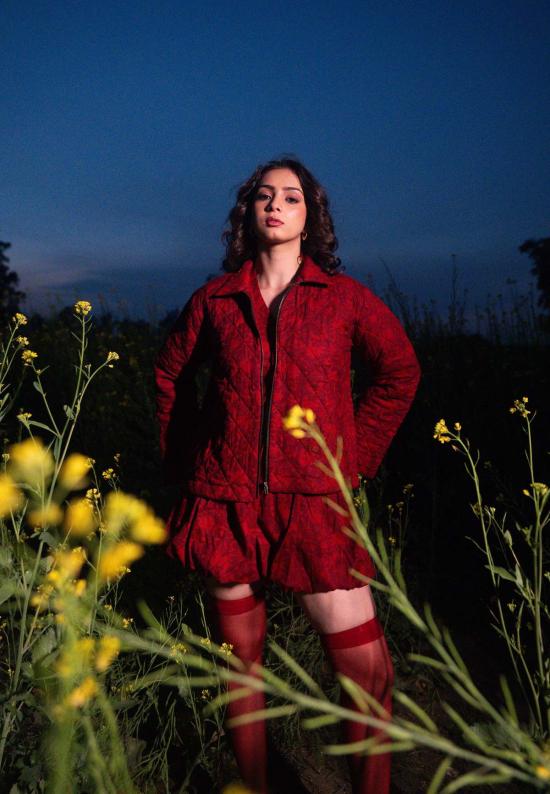  이키비 자켓 엠버 퀼팅 재킷 레드