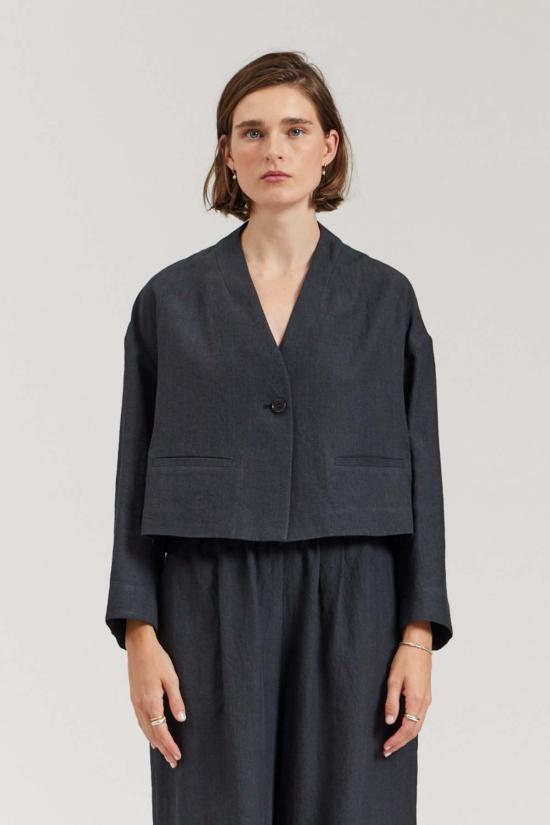  수트 자켓 There Elswhere 칼라리스 크롭 블레이저 딥 네이비