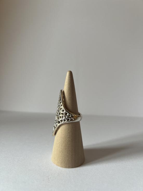  스튜디오 미니말레 반지 섬세한 세공이 돋보이는 - STUDIO MINIMALE