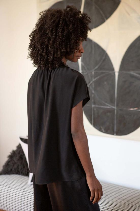  에리카 타노브 블라우스 에리카 타노프 패티 실크 샤르뫼즈  블랙 - ERICA TANOV