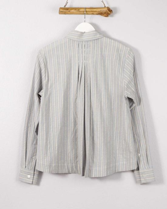  Mona Thalheimer 셔츠 모나 탈하이머 줄리아 플리츠 백 버튼다운 셔츠 블루 내추럴 스트라이프 - OTHER BRANDS