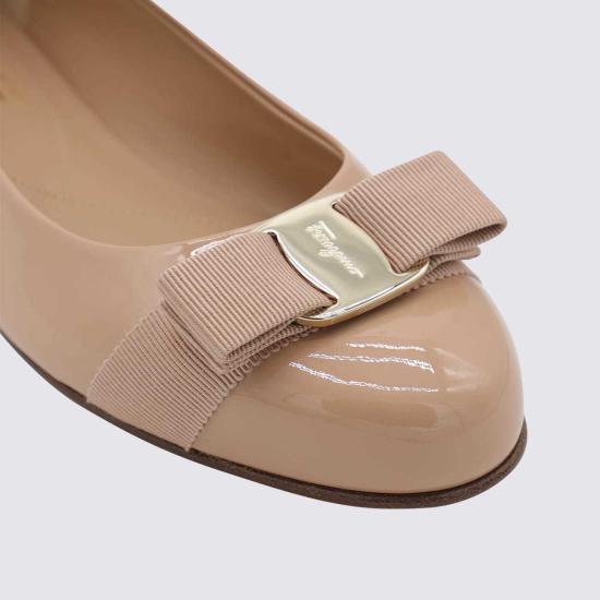  살바토레 페라가모 플랫 슈즈 페라가모 바리나 플랫 아마레티 - SALVATORE FERRAGAMO