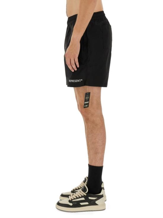  리프레젠트 숏팬츠 버뮤다를 대표하는 로고가 새겨진 블랙 반바지 - REPRESENT