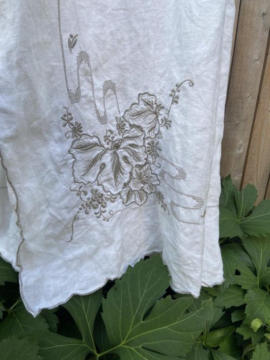  케흘러 오마지오 롱 원피스 칼레 자수 린넨 랩 드레스 - KAHLER OMAGGIO