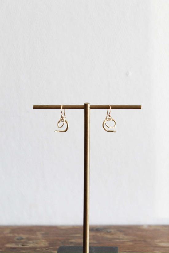  아네트 페르디난센 이어링 14k 리틀 서펜트  (다이아몬드 헤드 포함)