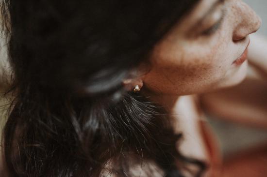  Uni 이어링 유니 주얼리 엘라 스터드 귀걸이 - OTHER BRANDS