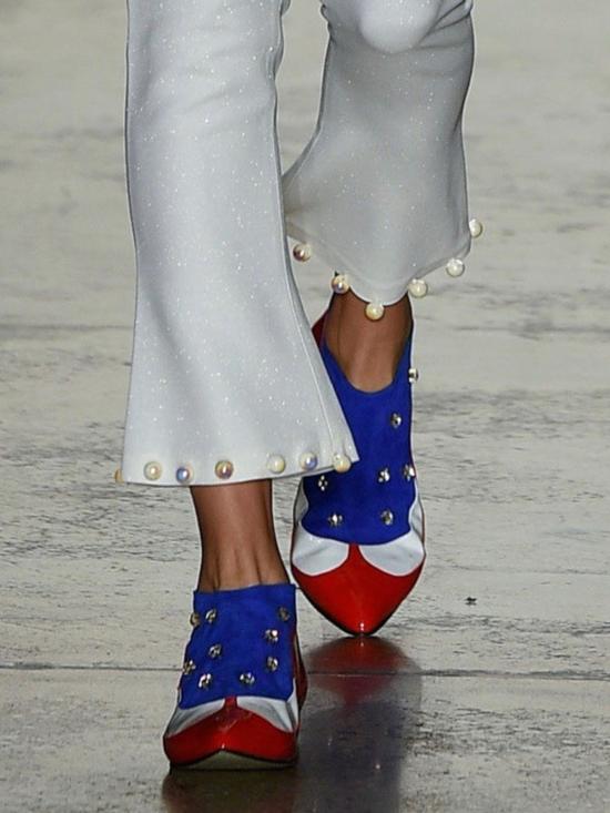  Anna K 스트레이트 팬츠 안나 케이 킥 플레어 팬츠 (진주 헴) 화이트 - OTHER BRANDS