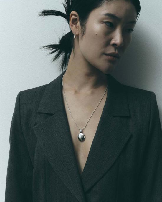  써드 리즌스 목걸이/팬던트 세 번째 이유 라운드 유물 로켓