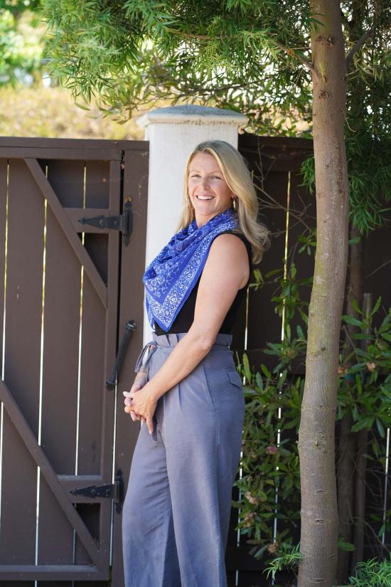  카시 코옵 머플러/스카프 Kasih Coop 라지 핸드 다이 바틱 반다나 - KASIH COOP