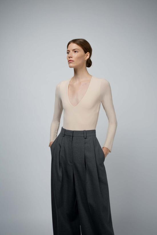  산티클레르 바디수트 티셔츠 산티클러 노바 더블 레이어 V넥 바디수트 폼 - SANTICLER