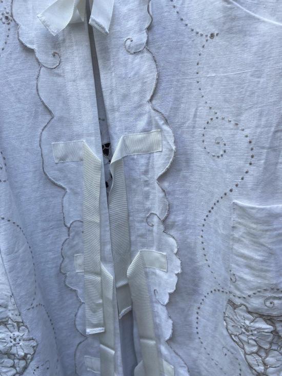  Kahle 라운지 웨어 칼레 자수 린넨 로브 - OTHER BRANDS