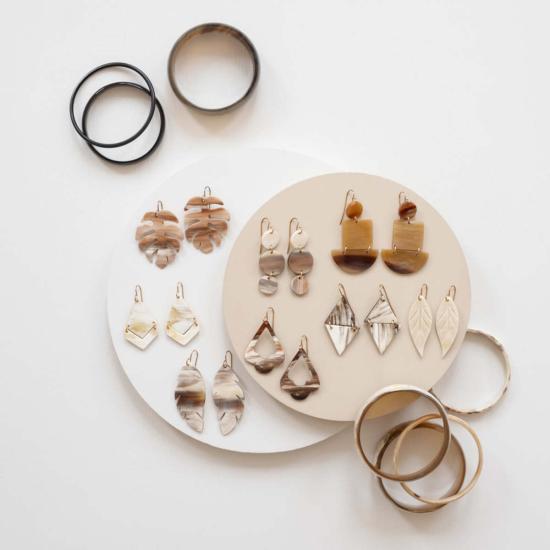  마디디 컬렉티브 이어링 마딜리 콜렉티브 하프 서클 스퀘어 - MAADILI COLLECTIVE