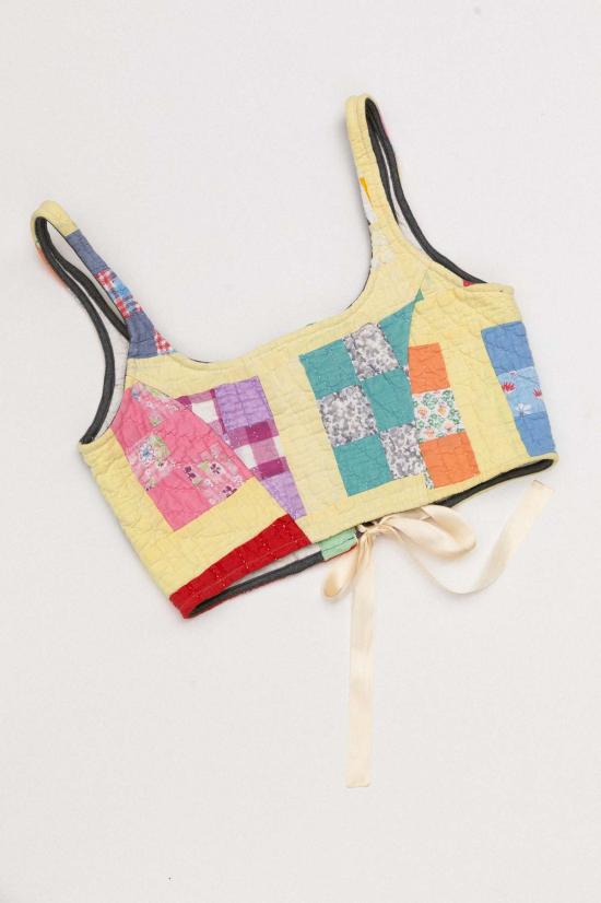  카린 민소매 티셔츠 칼린 퀼트 코르셋 블록 - CARLEEN