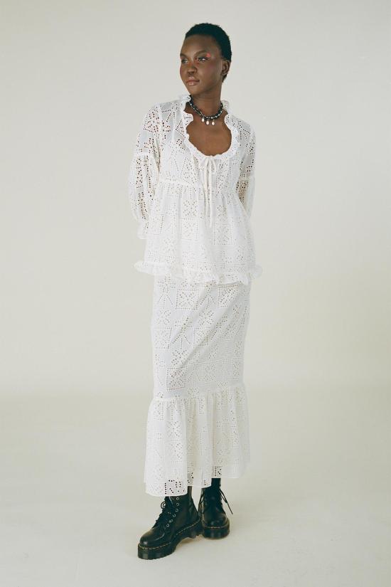  안나 수이 블라우스 안나수이 에스테틱 아이렛  크림 - ANNA SUI