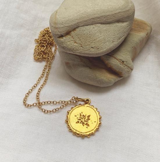  머큐리얼 스튜디오 목걸이/팬던트 머큐리얼 NYC 심플 스캐터 네크리스