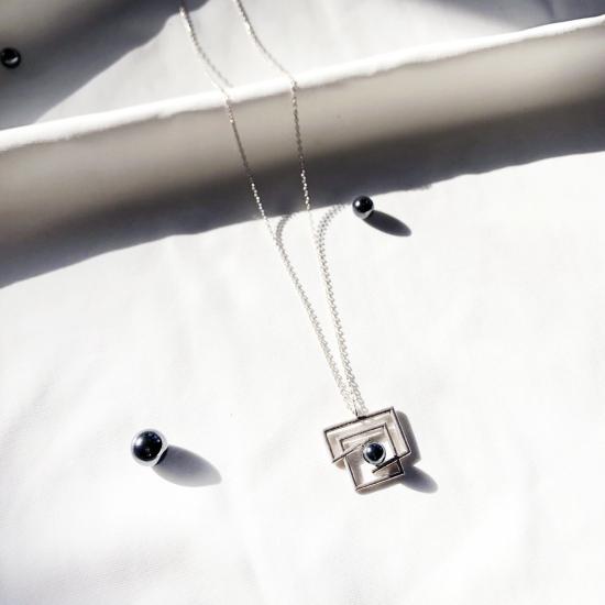  메탈렙시스 프로젝트 목걸이/팬던트 볼텐 스퀘어 헤마타이트 목걸이 - METALEPSIS PROJECTS