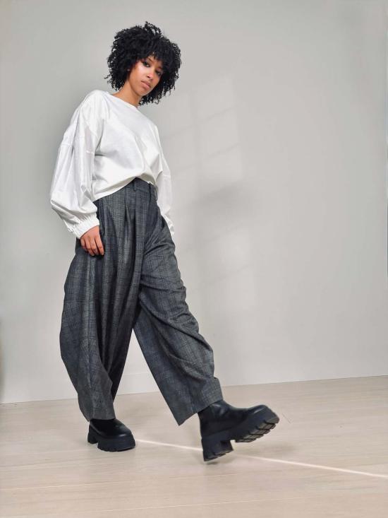  예세이트 긴팔 티셔츠 예사엣 곤다르 티 - YESAET