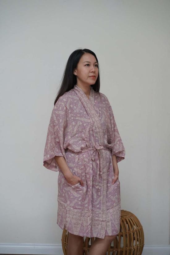  Kasih Coop 라운지 웨어 손 염색 바틱 기모노 보라색 라일락 라벤더 - KASIH COOP