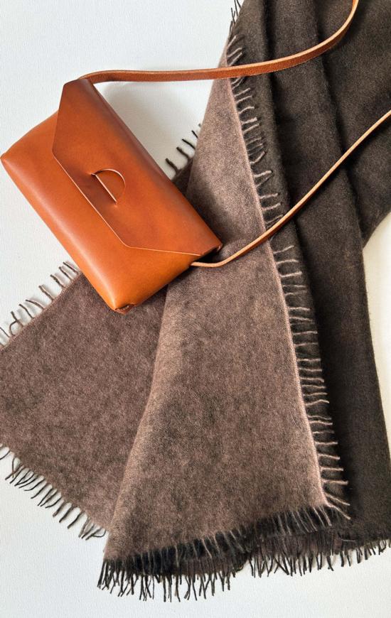  sourced item 머플러/스카프 엄선된 제품: 자연스러운 녹색 캐시미어 스카프